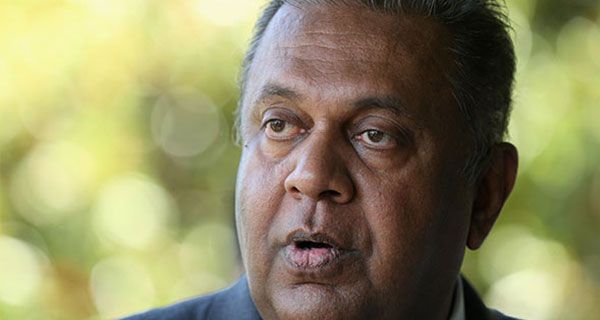 රැඩිකල් මැද මාවතක් – මංගල සමරවීර