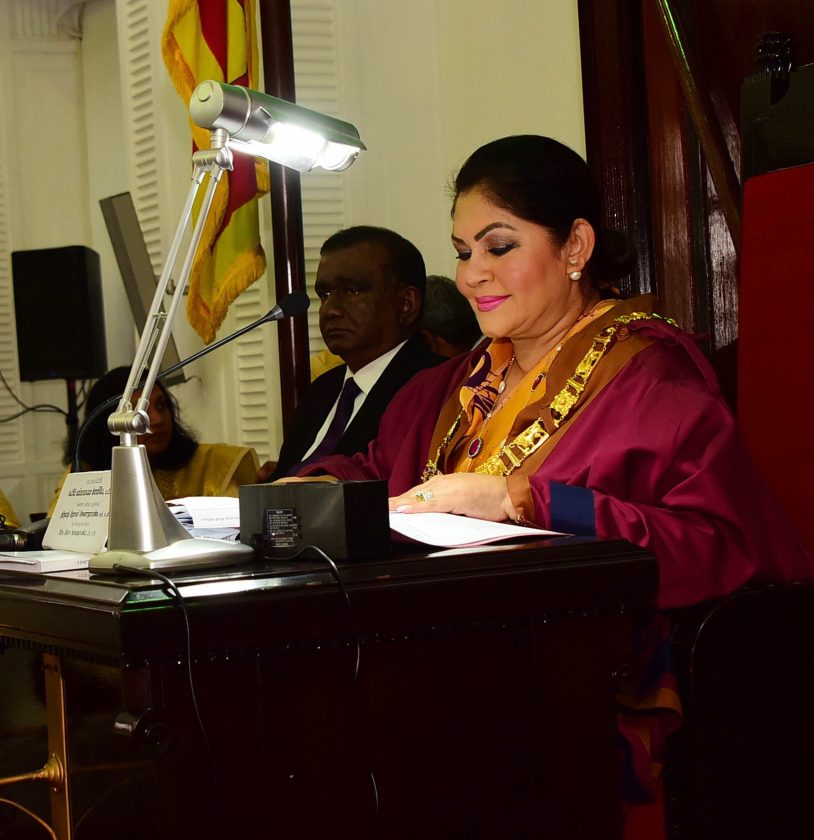රෝසිගේ ආගමික උමතුව සහ සාතන්ගේ සංගීතය…!