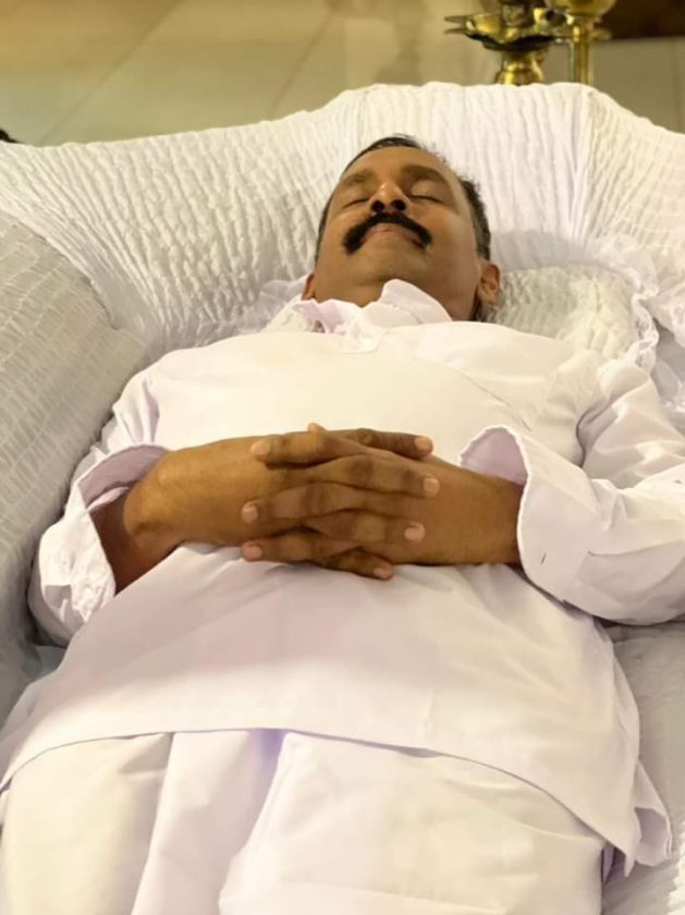 අයියා මළෝට රාජපක්ෂ විරෝධයක්