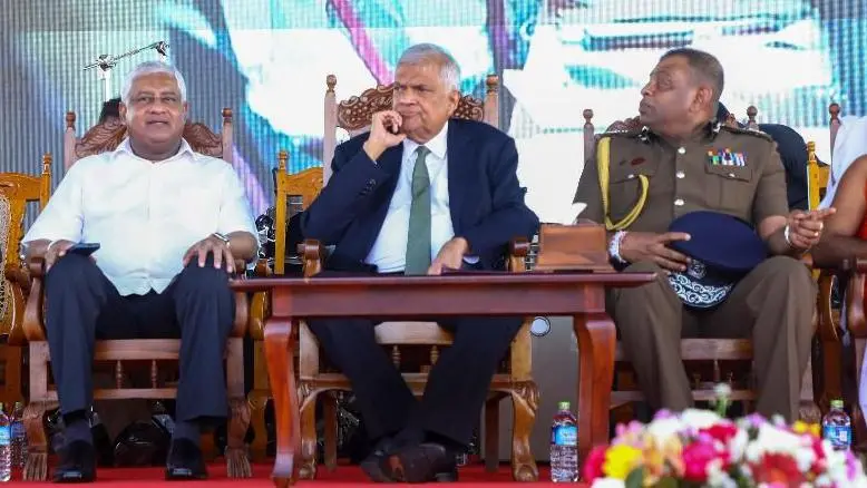යුක්තියේ මෙහෙයුම මැද මහ දවල් ජනාකීර්ණ නගරවල වෙඩි තැබීම් සිදුවන්නේ කෙසේද?