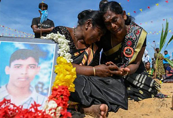 යුද්ධයෙන් මළ දෙමළ ජනයා වෙනුවෙන් ස්මාරකයක් ඉදිකිරීමට යෝජනාවක්