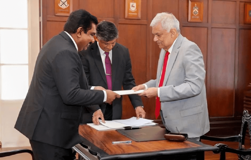ඔහු තවදුරටත් සුදුසුද?