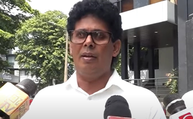 සහල් සගවා ඇතැයි කියන කතා බොරු ; ඇත්ත සහල් හිගයක් තියෙනවා – වෙළෙඳ ඇමති වසන්ත සමරසිංහ