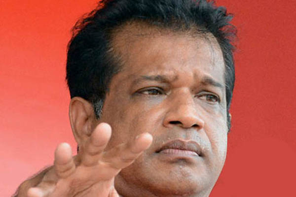 මම ලාල් කාන්ත. වෙන මුකුත් නැහැ