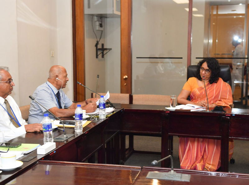 විශේෂ අවශ්‍යතා සහිත දරුවන්ගේ අධ්‍යාපනය ගැන අගමැතිනියගේ අවධානය