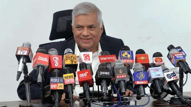 මානව හිමිකම් කොමිසමේ දෙබිඩි පිළිවෙත ගැන රනිල් කියයි