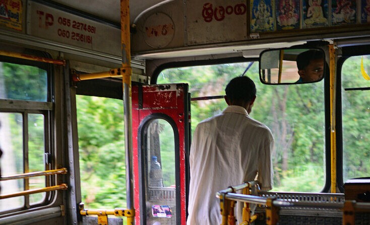 සිසුන් බස්සැවූ කොන්දස්තරවරට එරෙහිව විනය ක්‍රියාමාර්ග
