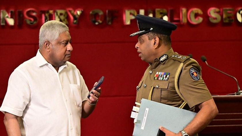 දේශබන්දු තෙන්නකෝන් අධිකරණයට බාර වෙයි!