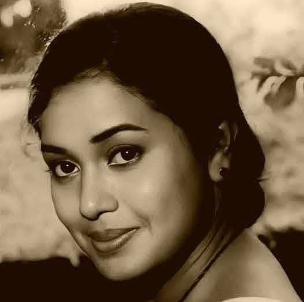 විෂම ලිංගික ආදරයේ ඇදුරුතුමිය – අතුලසිරි සමරකෝන්