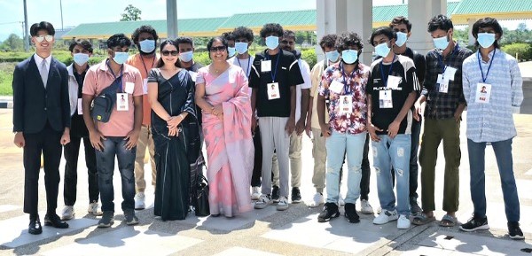 මියන්මාර සයිබර් කඳවුරුවල සිටි ඉතිරි ලාංකිකයන් 15 දෙනාත් මුදවා ගැනේ!