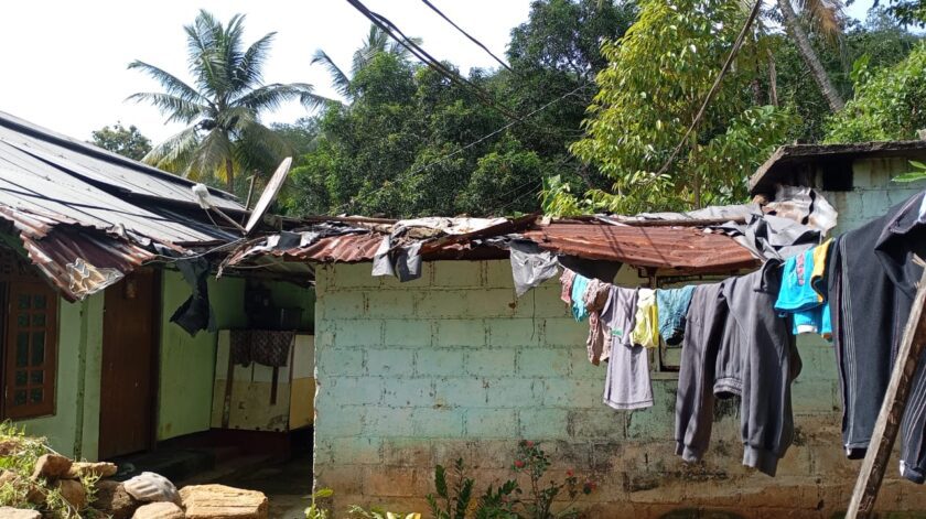 පරම්පරා තුනක් දිවි ගෙවූ බටුපිටියේ වතු නිවාසය අලුත්වැඩියා කිරීමට වතු අධිකාරියෙන් බාධා!
