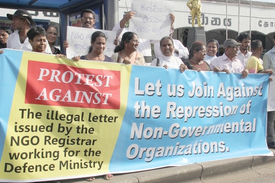 රාජ්‍ය නොවන සංවිධාන ලියාපදිංචිය ඇණ හිට මාස 6ක්!