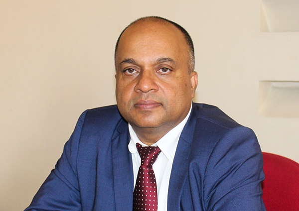 ‘රට වෙනස් කරන්න’ ඔස්ට්‍රේලියාවේ සිට පැමිණි මහාචාර්ය සමන් සේනවීර ජාතික විද්‍යා පදනමේ සභාපති ධූරයෙන් ඉල්ලා අස්වූයේ ඇයි?