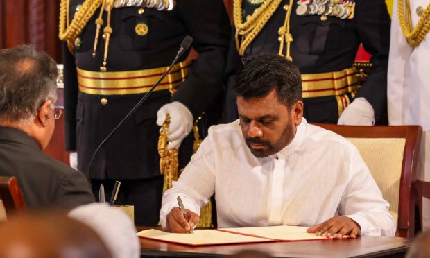 මාලිමාවට වසරයි, මැතිවරණ පොරොන්දුවලට දැන් සිදුව ඇත්තේ කුමක් ද?