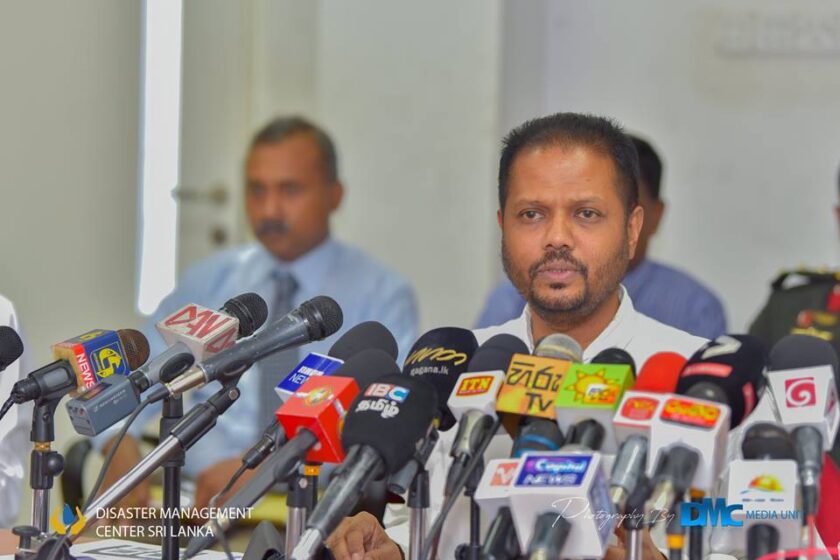 සමාජ මාධ්‍යය කාල­ගු­ණය ගැන බොරු පතු­ර­නවා! – කාල­ගුණ විද්‍යා දෙපා­ර්ත­මේ­න්තුවේ අධ්‍යක්ෂ ජන­රාල්