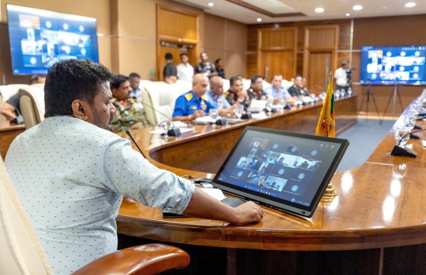 නොවැම්බර් 12 කලබලකාරී විපක්ෂයේ අසත්‍යය සහ ආණ්ඩුවේ නොසැළකිල්ල!