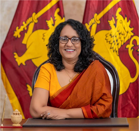 ශිෂ්ට සම්පන්න සමාජයක් ලෙස අප මෙම ‘අශිෂ්ට සංස්කෘතියෙන්’ මිදිය යුතුය – සම්පත් සමරකෝන්
