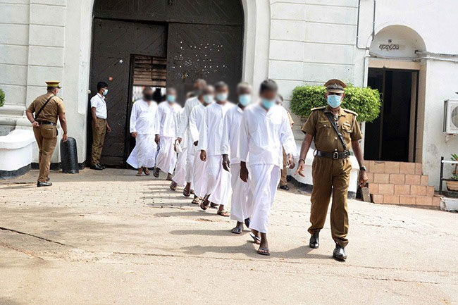 නිදහස් දින වෙනුවෙන් රැඳවියන් 49කට විශේෂ ජනාධිපති සමාව