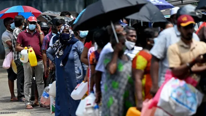 IMF කෝඳුරු තෙල් ආර්ථික අර්බුදයට පිළියම ද? – මහාචාර්ය සුමනසිරි ලියනගේ