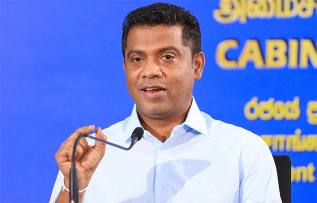 නීතිවිරෝධී ස්ථාන මාරු කිසිවක් නැහැ – අමාත්‍ය නලින්ද ජය­තිස්ස