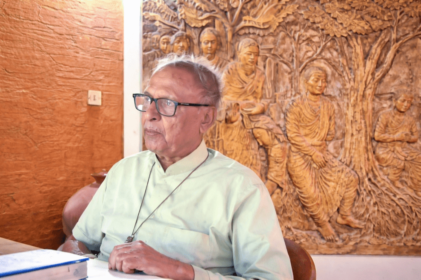 ඇලෝයී පියතුමාගේ දේහය සමඟ එතුමාගේ ගැඹුරු දැක්ම මිහිදන් කිරීම
