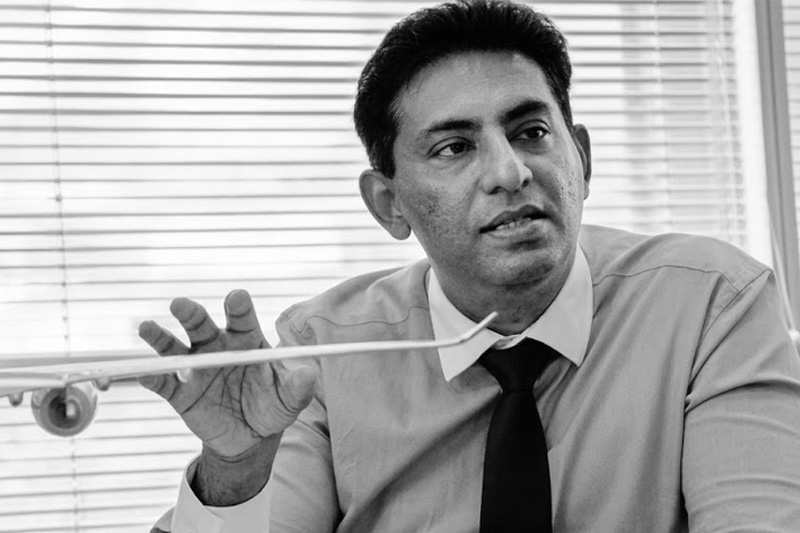 කවුරුද මේ කපිල චන්ද්‍රසේන? – අජිත් පැරකුම් ජයසිංහ