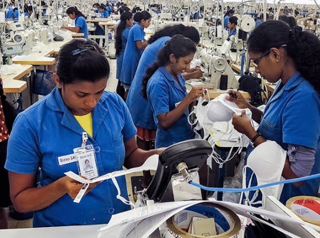 ස්ත්‍රීන්, තරුණයන් හා ළමුන් සේවයේ යෙදවීමේ නීති උල්ලංඝනයට දඩය රු.10,000 සිට රු.100,000 දක්වා ඉහළට!