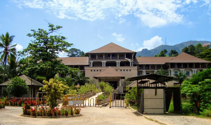 දිත්වා සුළි කුණාටුවෙන් විනාශ වූ මහනුවර අධිකරණයේ නඩු වාර්තා ජපානයේ සහයෙන් පිළිසකර කෙරේ!