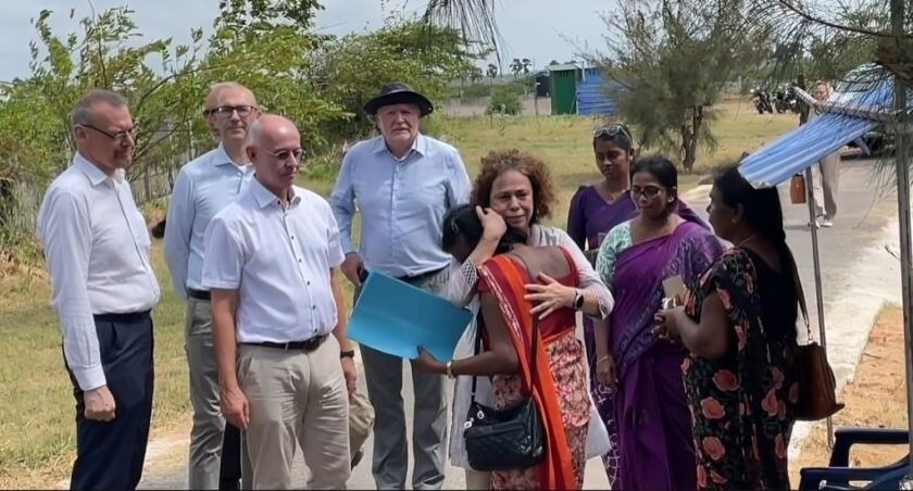 යුරෝපා තානාපතිවරු චෙම්මනි වෙත..